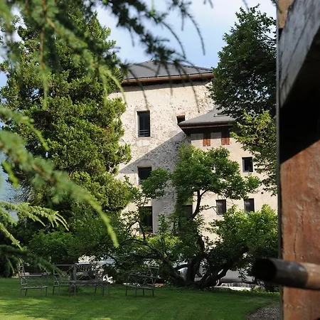 Chambres D'hotes Suites De La Tour Montailleur